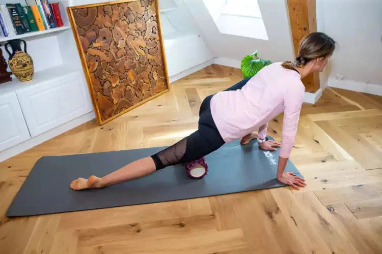 Rouleau de massage OKO - Rouge