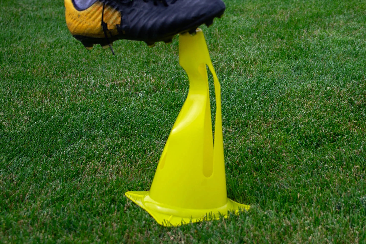 Lot de 4 cônes flexibles de délimitation - 30cm