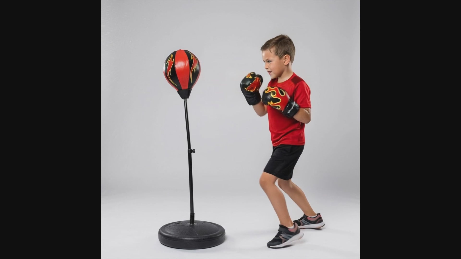 Sac de frappe sur pied avec gants de boxe - Enfant